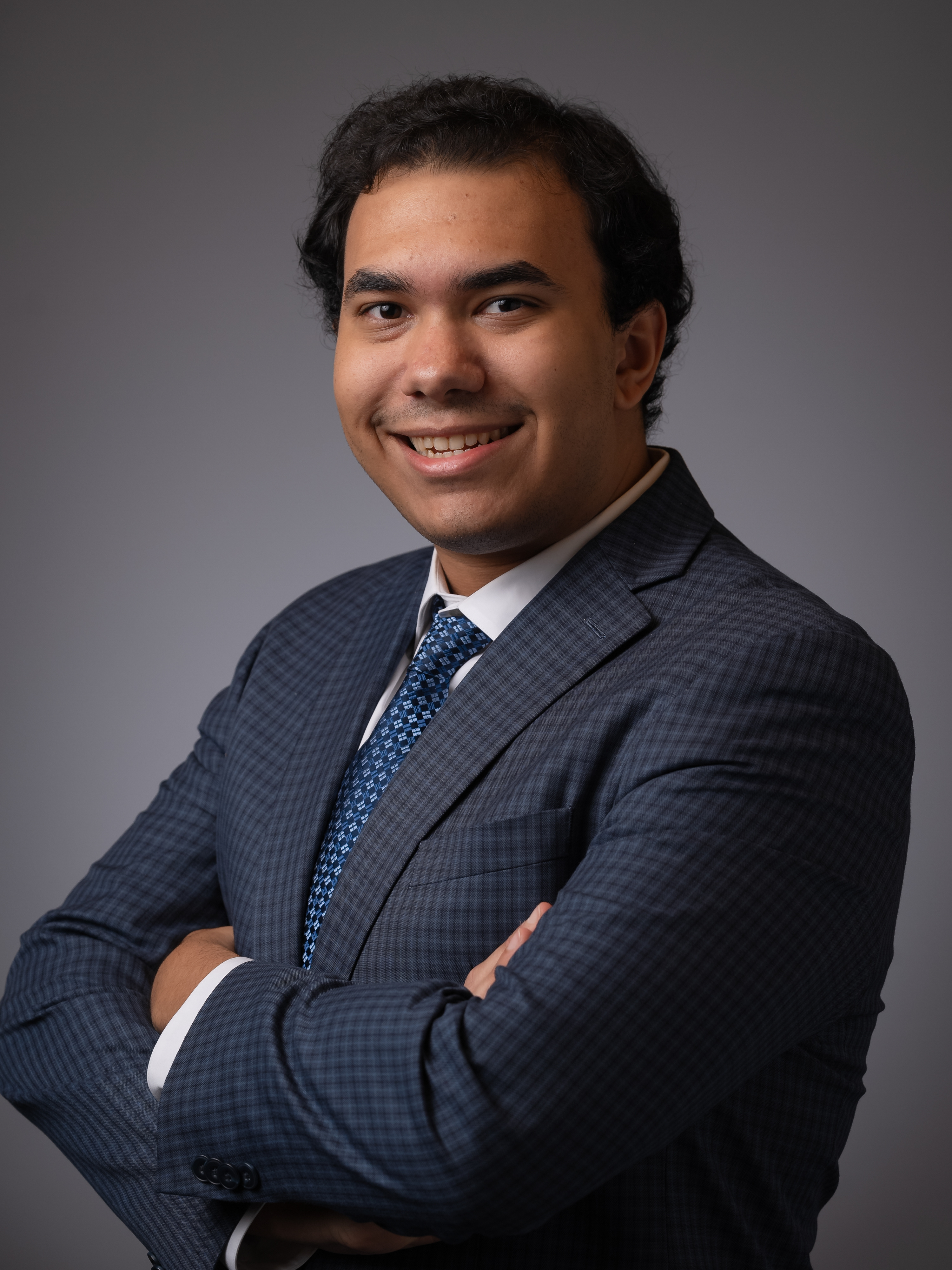 Emilio L. Aleman Headshot